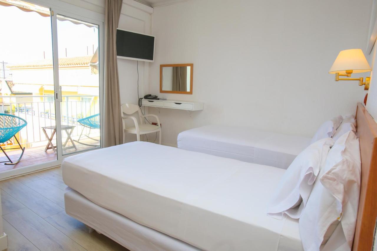 Solvi Hotel - Adults Only Vilanova i la Geltru Luaran gambar