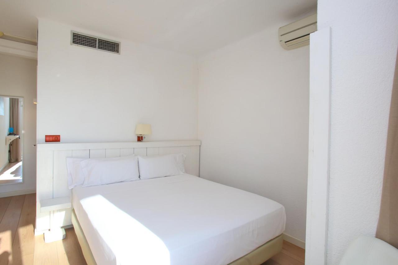 Solvi Hotel - Adults Only Vilanova i la Geltru Luaran gambar
