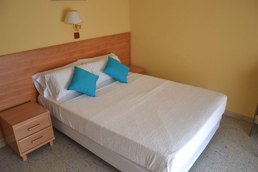 Solvi Hotel - Adults Only Vilanova i la Geltru Luaran gambar