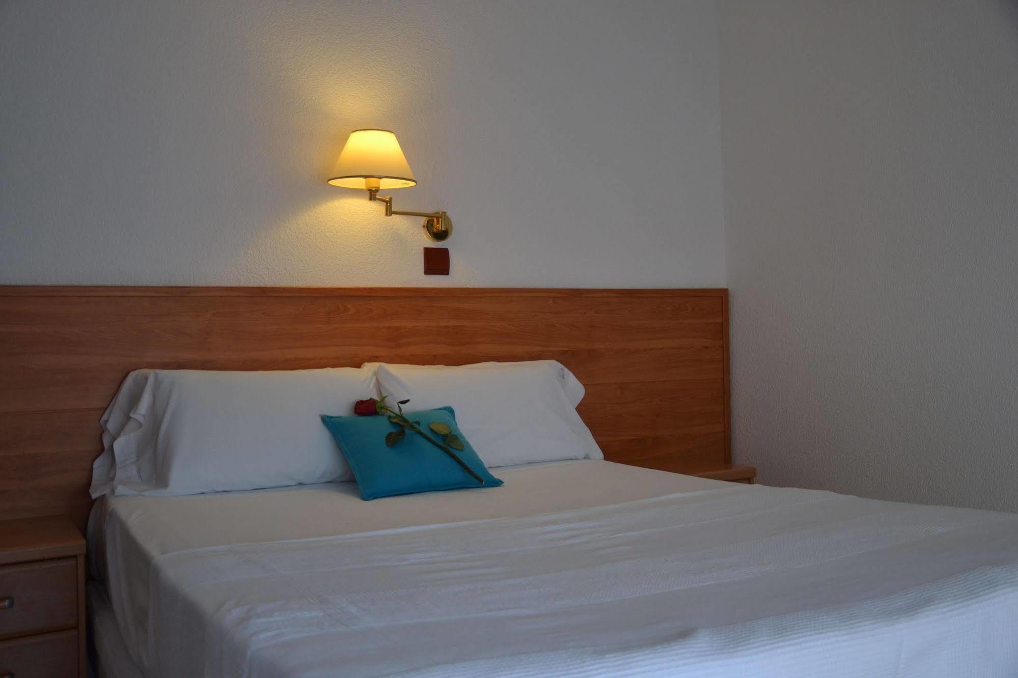 Solvi Hotel - Adults Only Vilanova i la Geltru Luaran gambar