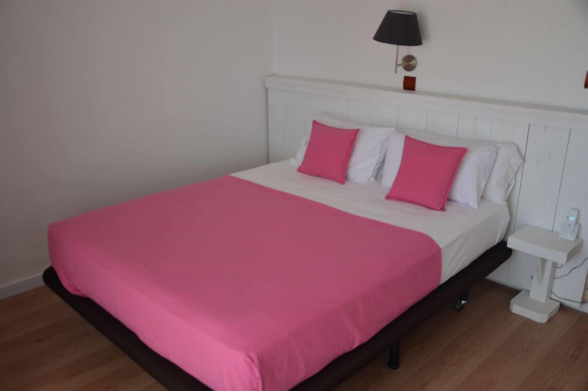Solvi Hotel - Adults Only Vilanova i la Geltru Luaran gambar